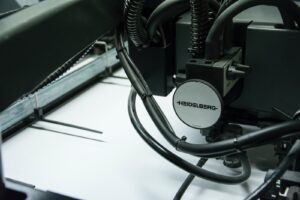 Druk na papierze z nadrukiem: zastosowania i trendy